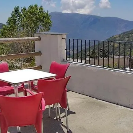 Guest house El Cascapenas De La Alpujarra *