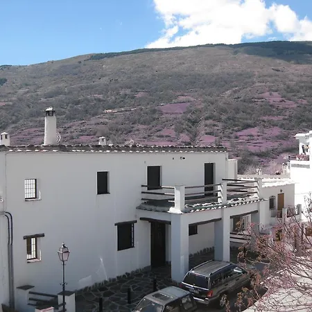 El Cascapenas De La Alpujarra Gasthof *